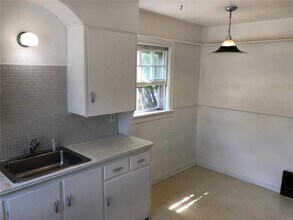 1105 24th St in Granite City, IL - Building Photo - Building Photo