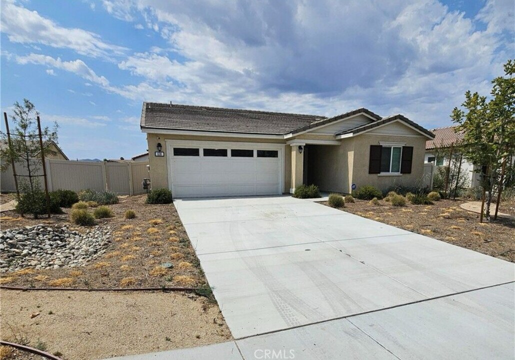 638 Moondance Ln in San Jacinto, CA - Building Photo