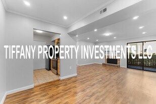 5020 Sardis Rd in Charlotte, NC - Building Photo