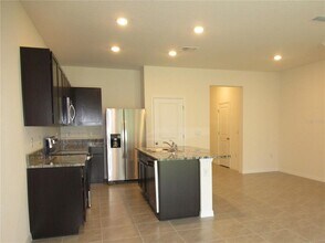 33062 Frosted Clover Wy in Wesley Chapel, FL - Building Photo - Building Photo