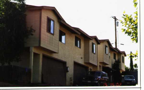 724 W 6th Ave in Escondido, CA - Building Photo - Building Photo