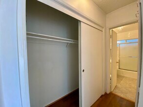 239 Windward Ave, Unit 1 in Los Angeles, CA - Building Photo - Building Photo