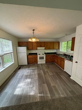 33 Wisteria Ln in Brandenburg, KY - Building Photo - Building Photo