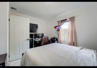 10362 Oliver Ln in Royal Palm Beach, FL - Foto de edificio - Building Photo