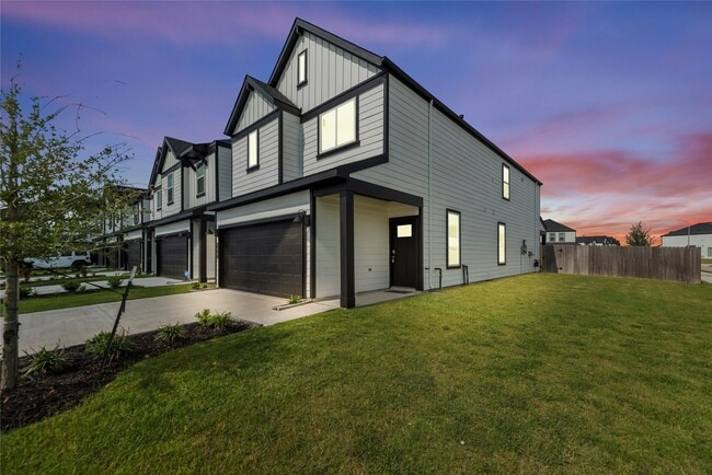 property at 12302 N Greenwood St