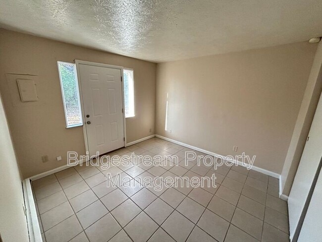 property at 1901 Hazel Ave