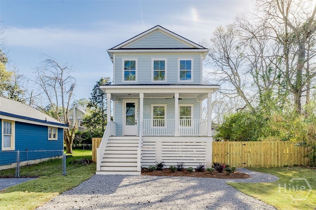 1407 E 32nd St in Savannah, GA - Building Photo