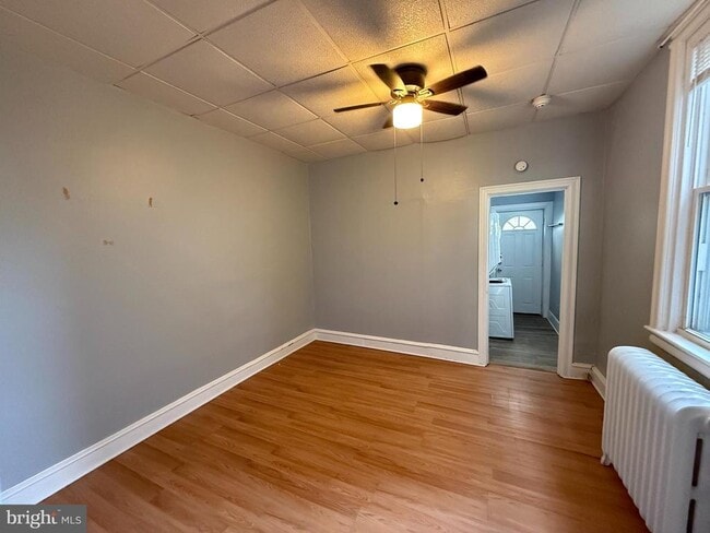 2423 E Allegheny Ave in Philadelphia, PA - Building Photo - Building Photo