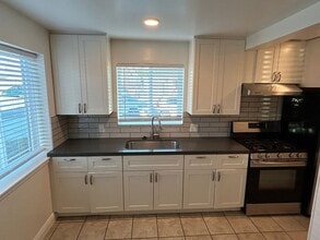 195 Sylvan Ave in San Bruno, CA - Building Photo - Building Photo