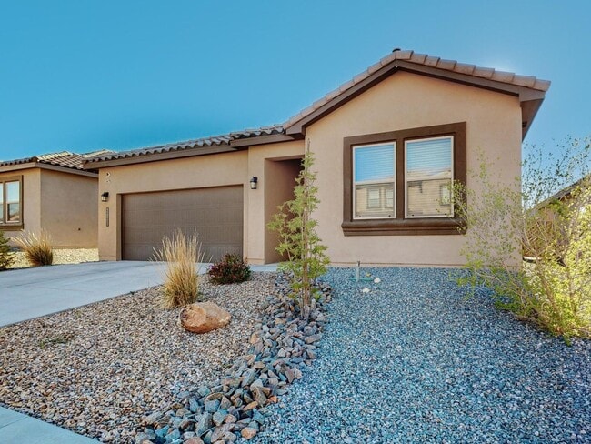 property at 2023 Silver Dollar St SE