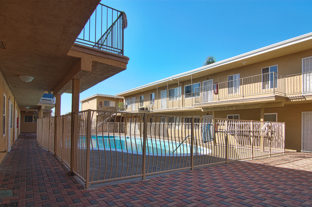 Villa Hermosa Apartments in Norwalk, CA - Building Photo