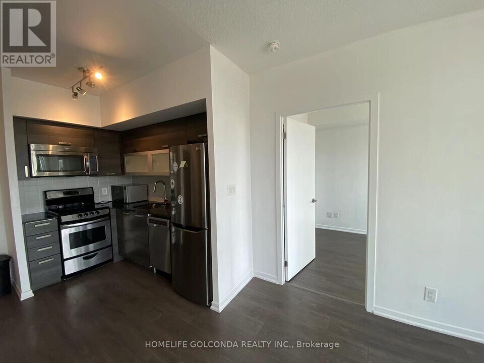 68-1168 Abell St in Toronto, ON - Building Photo