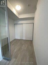 1 Quarrington Lane in North York, ON - Building Photo - Building Photo