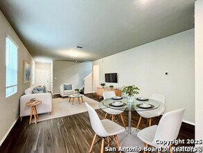 9330 Trap Rock Dr in San Antonio, TX - Building Photo - Building Photo