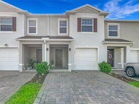 1307 Mako Wy in Kissimmee, FL - Building Photo