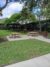 9857 Baywinds Blvd in West Palm Beach, FL - Building Photo - Building Photo