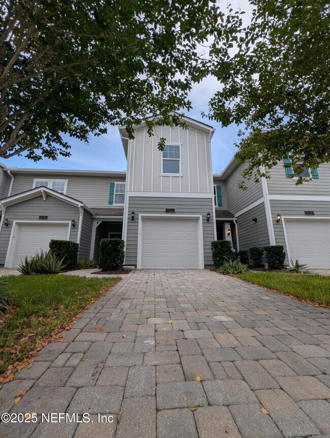 property at 58 Pindo Palm Dr