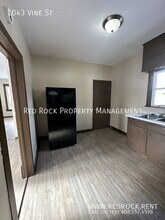 1043 Vine St in Beloit, WI - Building Photo - Building Photo