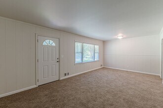 3920 Cliftondale Pl in College Park, GA - Building Photo - Building Photo