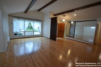 20 Mossdale Rd, Unit 1 in Boston, MA - Building Photo - Building Photo