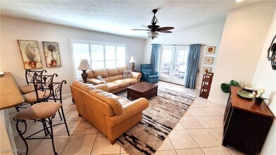 541 110th Ave N in Naples, FL - Building Photo - Building Photo