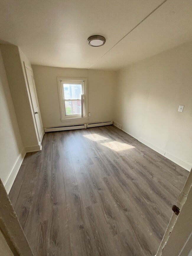 property at 1039 Powell St