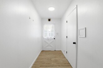 20161 Cherry Ln in Saratoga, CA - Building Photo - Building Photo