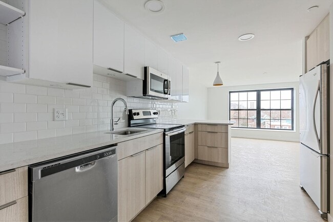 24 Soden St, Unit 04 in Cambridge, MA - Foto de edificio - Building Photo