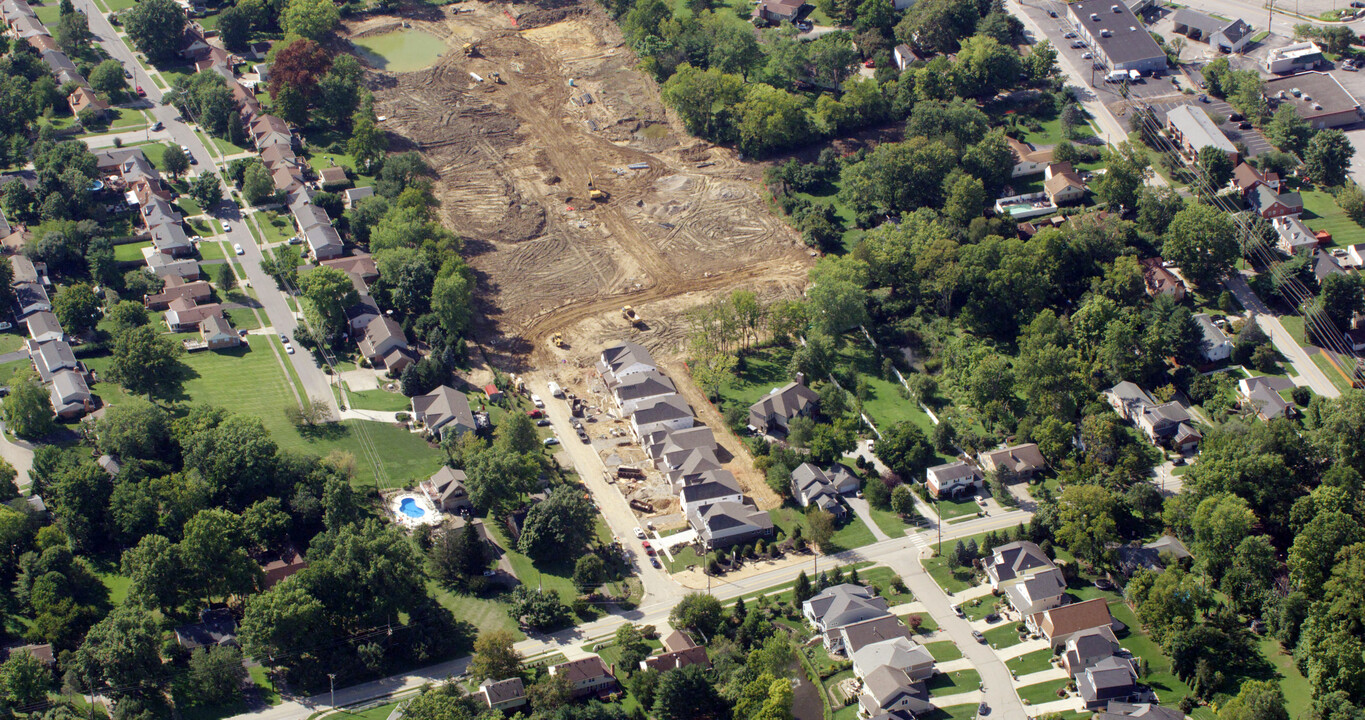 Anderson Valley in Cincinnati, OH - Building Photo