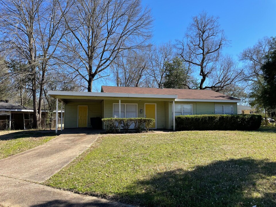 3061 Amherst St in Shreveport, LA - Building Photo