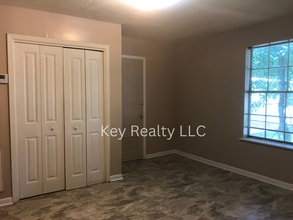 308 1st St in Pineville, LA - Building Photo - Building Photo