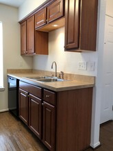 3702 Elliott St in Bryan, TX - Foto de edificio - Building Photo