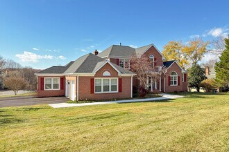 1300 Pinstripe Ct in Vienna, VA - Building Photo - Building Photo