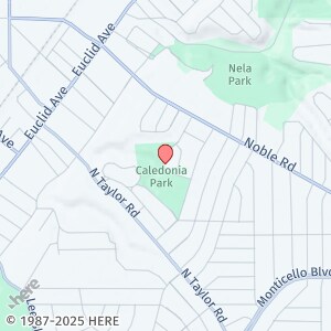 896 Ravine Dr in Cleveland Heights, OH - Building Photo