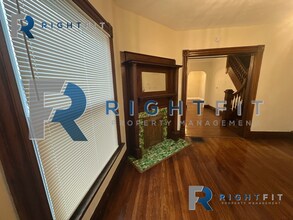 218 S Main St in Miamisburg, OH - Foto de edificio - Building Photo