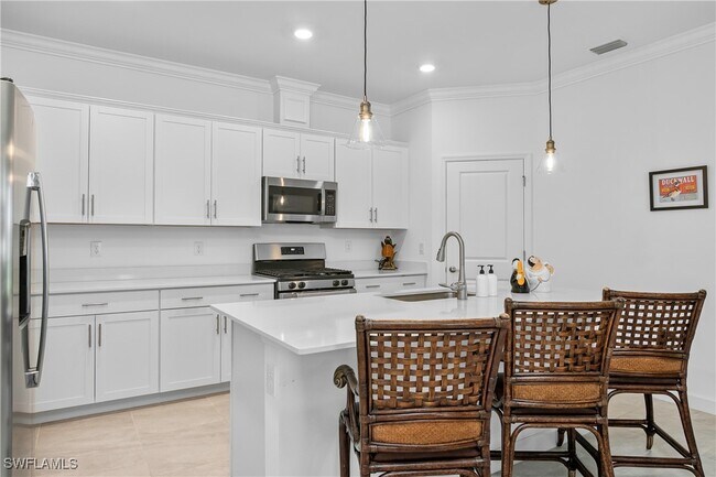 20072 Napa Loop in Estero, FL - Building Photo - Building Photo