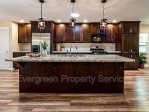 2749 Sandhurst Dr in Cameron Park, CA - Building Photo - Building Photo