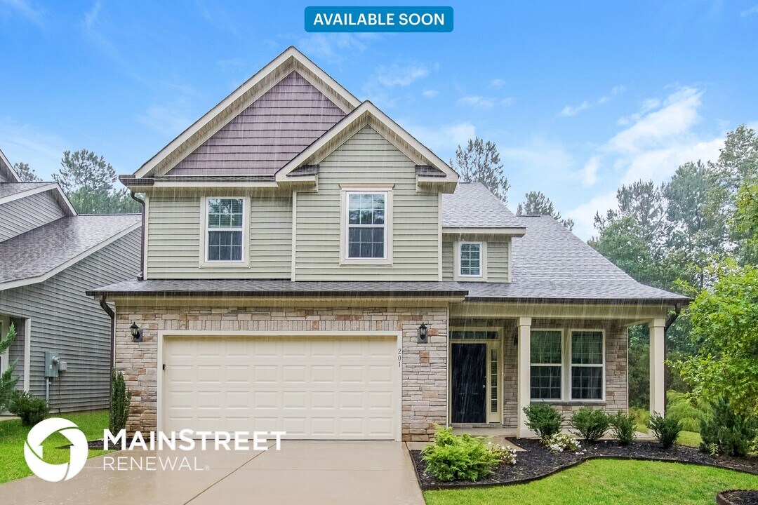201 Sirius St in Garner, NC - Foto de edificio