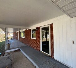 4308 Lonas Dr in Knoxville, TN - Building Photo - Building Photo