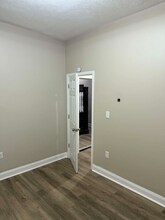 233 W Madison St in Rochester, PA - Foto de edificio - Building Photo