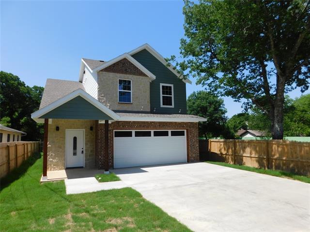 704 E Jefferson St in Waxahachie, TX - Building Photo - Building Photo