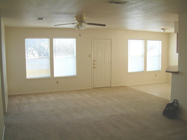 4021 Devonaire Dr in Aledo, TX - Building Photo - Building Photo