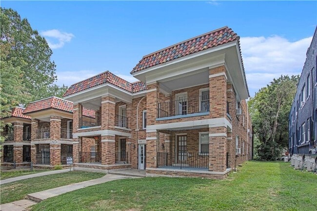 MANORSOUTH in Kansas City, MO - Foto de edificio - Building Photo