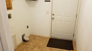 105 Creek St in Parachute, CO - Building Photo - Building Photo