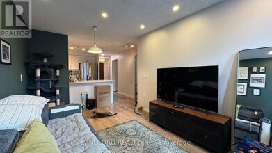 28 Olive Ave in Toronto, ON - Building Photo - Building Photo