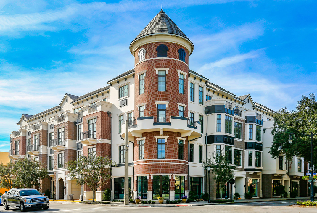 Douglas Grand at Winter Park in Winter Park, FL - Foto de edificio