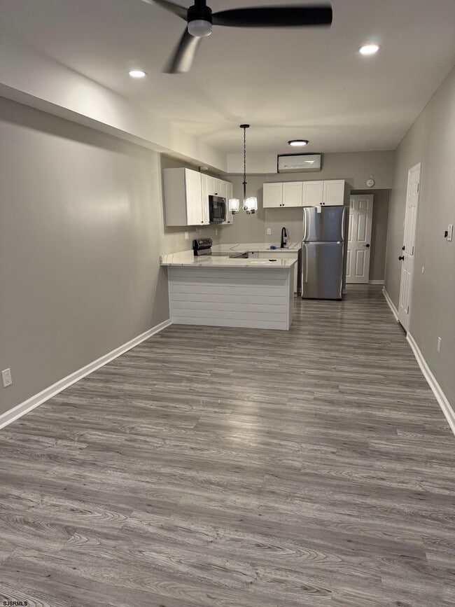 23 S Little Rock Ave in Ventnor City, NJ - Building Photo - Building Photo