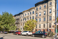 211 8th Ave in Brooklyn, NY - Foto de edificio - Building Photo