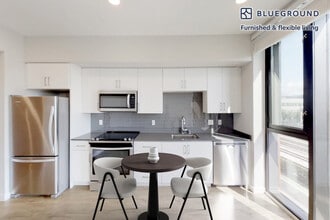 6301 Shellmound St in Emeryville, CA - Building Photo - Building Photo