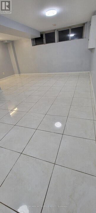 41 Fraserton Crescent in Toronto, ON - Building Photo